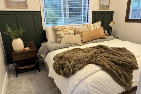 House sit in Gig Harbor, WA, US
