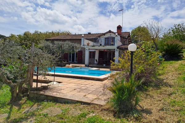 House sit in Bracciano, Italy