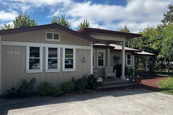 House sit in Santa Rosa, CA, US