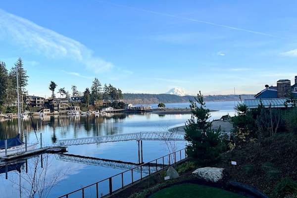 House sit in Gig Harbor, WA, US