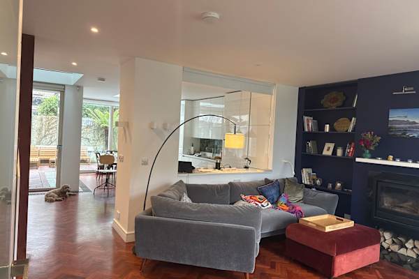 House sit in Dún Laoghaire, Ireland