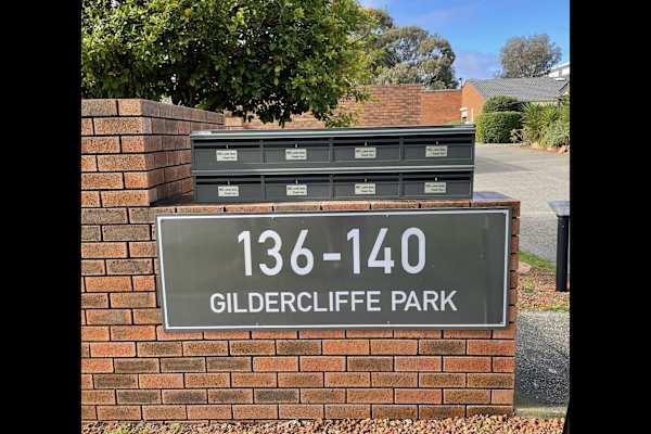 House sit in Scarborough, WA, Australia