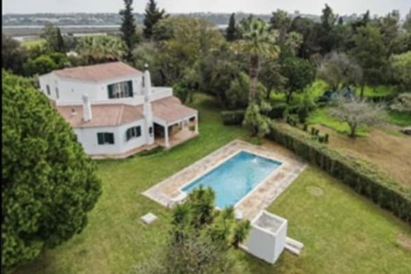 House sit in Mexilhoeira Grande, Portugal