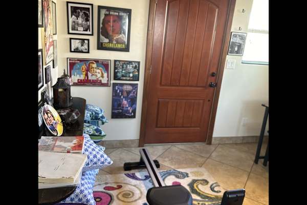House sit in Oxnard, CA, US
