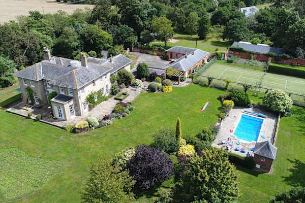 House sit in Great Bentley, United Kingdom