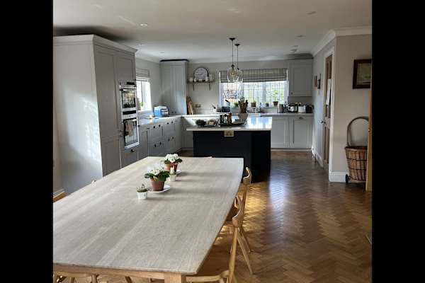 House sit in Stockbridge, United Kingdom