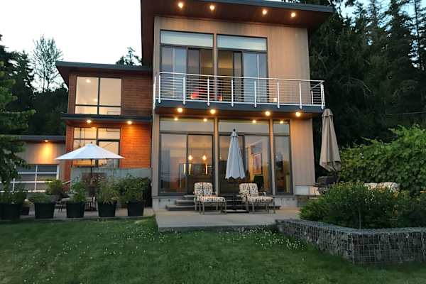 House sit in Poulsbo, WA, US