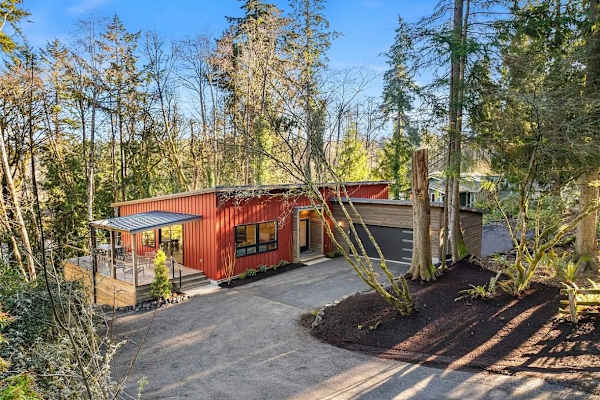 House sit in Bainbridge Island, WA, US