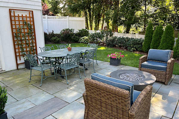 House sit in Greenwich, CT, US