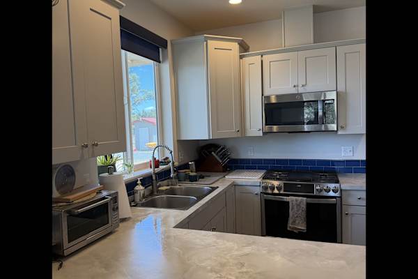 House sit in Bend, OR, US