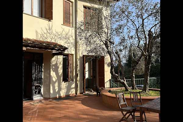 House sit in Florence, Italy