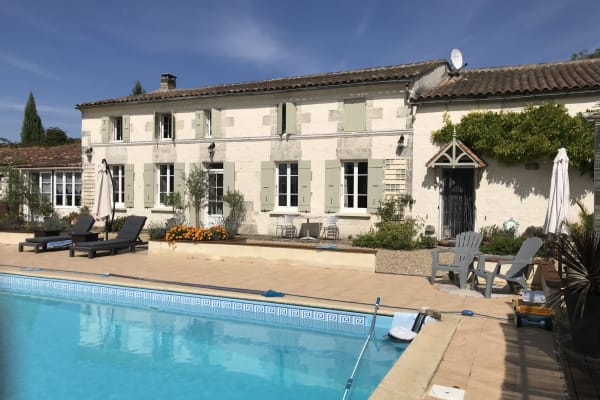 House sit in Bois, France