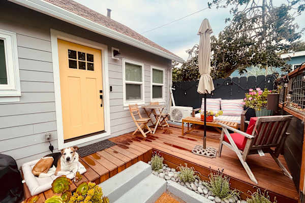 House sit in Emeryville, CA, US