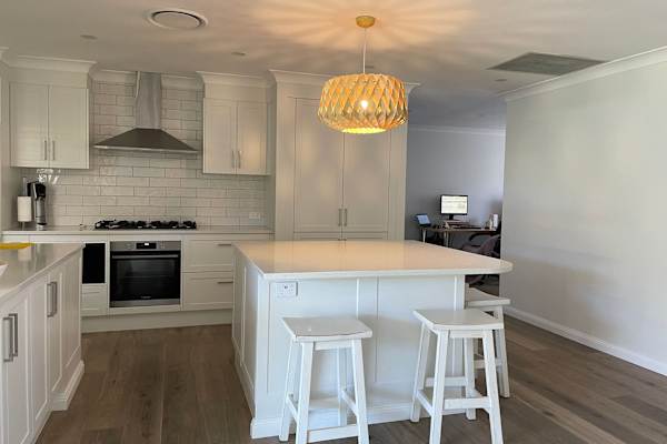 House sit in Erina East, NSW, Australia