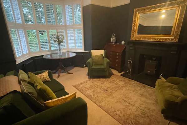 House sit in Buxton, United Kingdom