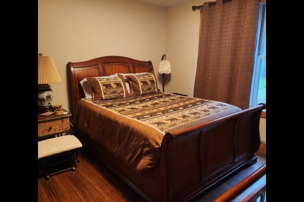 House sit in Jim Thorpe, PA, US