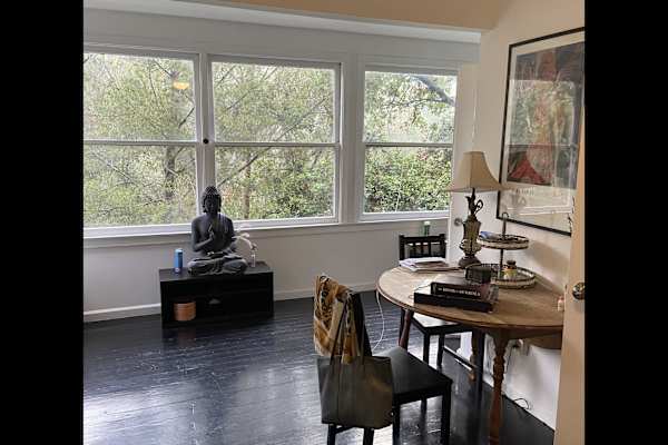 House sit in West Hollywood, CA, US