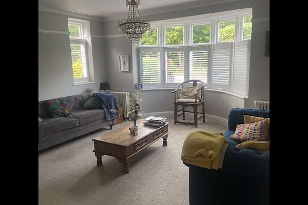 House sit in Reigate, United Kingdom