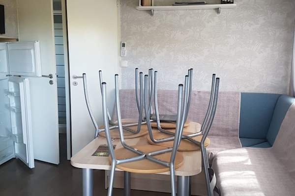 House sit in Castelnau-de-Guers, France