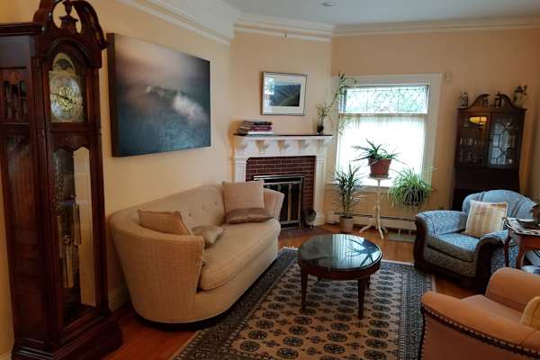 House sit in Providence, RI, US