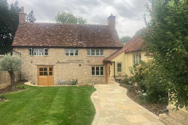 House sit in Olney, United Kingdom