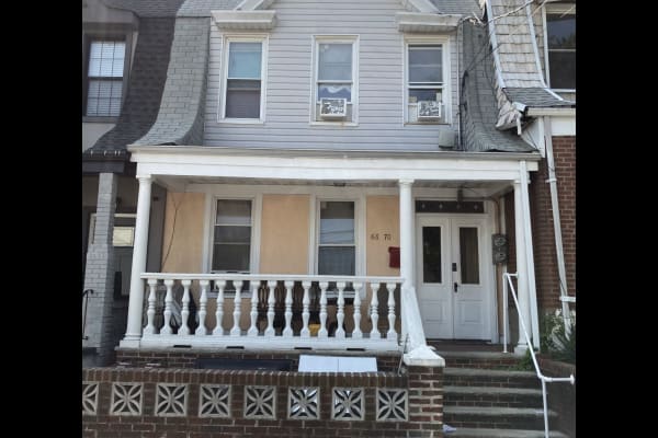 House sit in New York City, NY, US