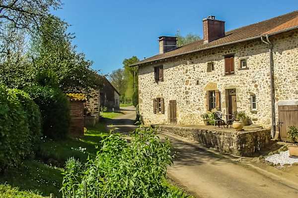 House sit in Chabanais, France