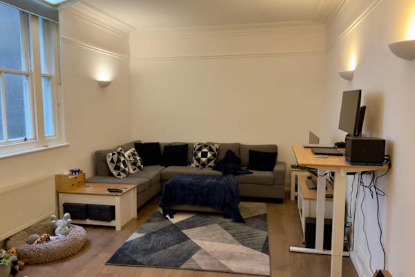 House sit in London, United Kingdom