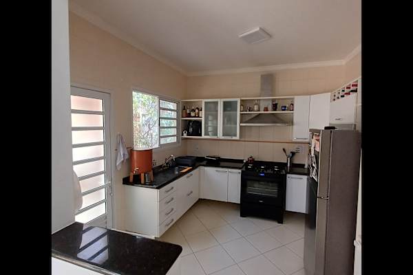 House sit in Vinhedo, Brazil