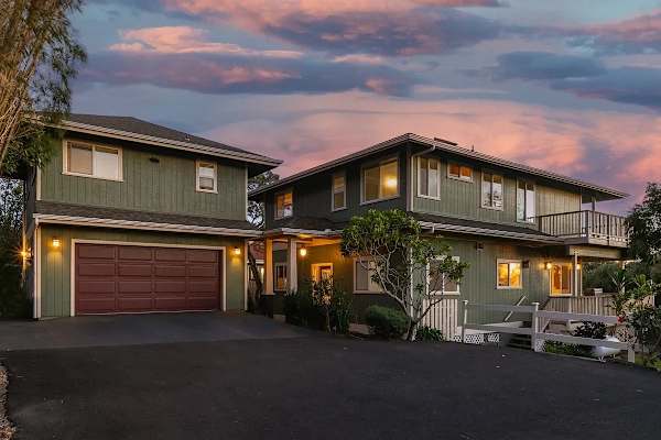 House sit in Waimea, HI, US