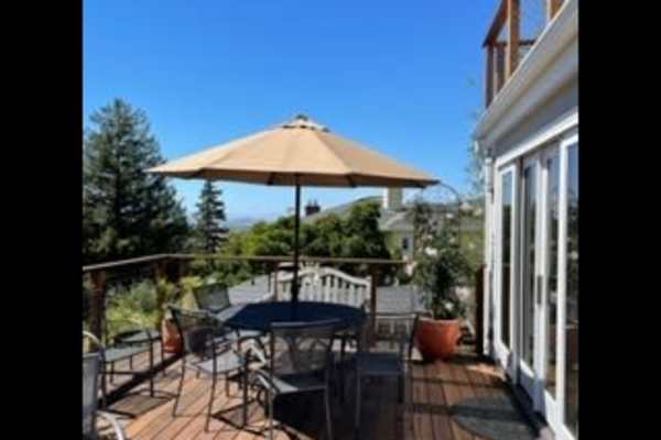 House sit in Oakland, CA, US