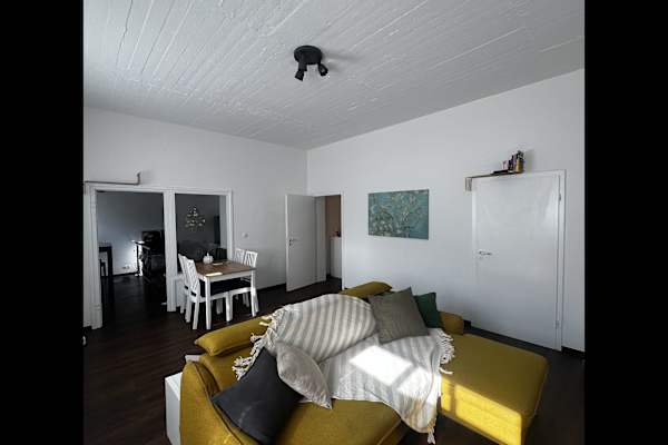 House sit in Lübeck, Germany