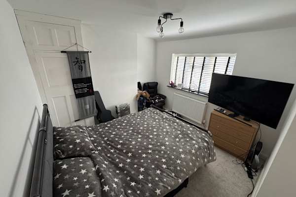 House sit in Lewes, United Kingdom