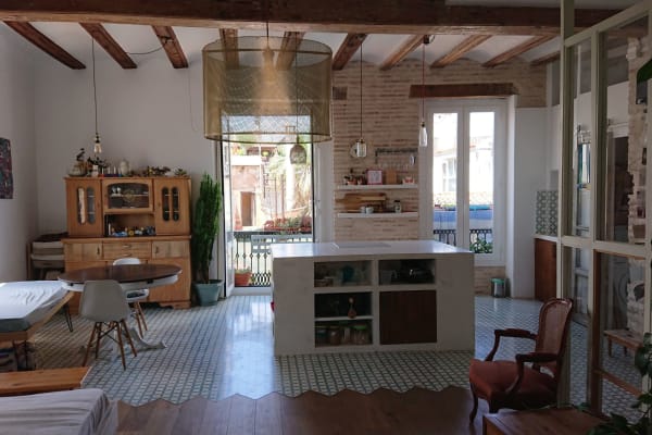 House sit in Valencia, Spain