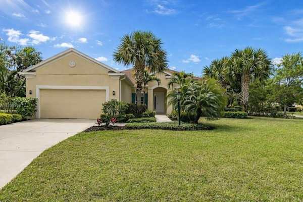 House sit in Bradenton, FL, US