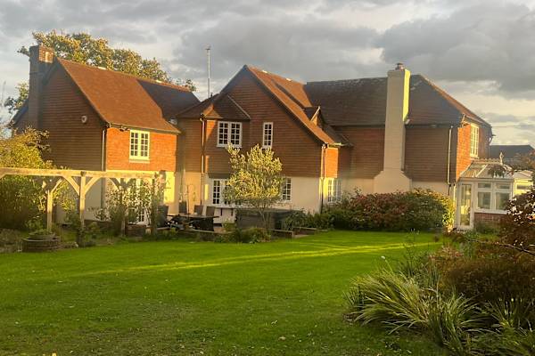 House sit in Herstmonceux, United Kingdom