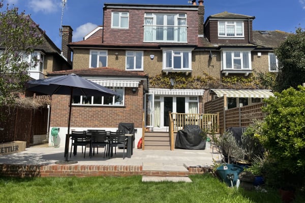 House sit in Barnet, United Kingdom