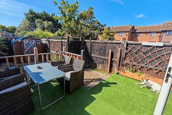 House sit in Worthing, United Kingdom