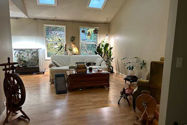 House sit in Beaverton, OR, US