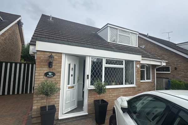 House sit in Ascot, United Kingdom