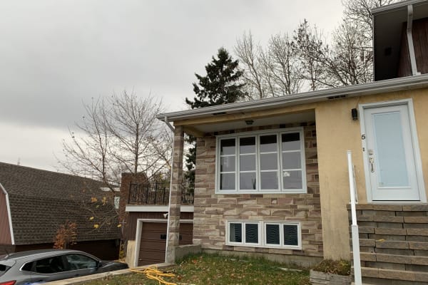 House sit in Gaspé, QC, Canada