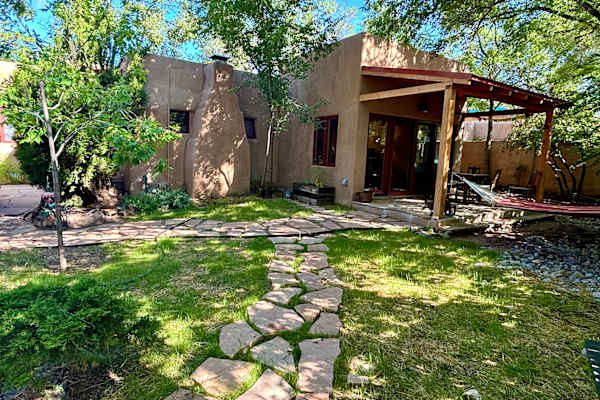 House sit in Santa Fe, NM, US