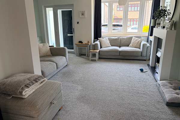 House sit in Rainham, United Kingdom