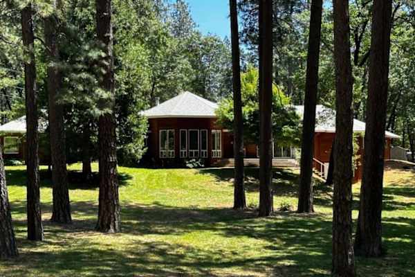 House sit in Grass Valley, CA, US