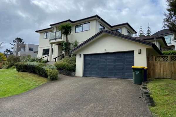 House sit in Greenhithe, New Zealand