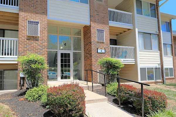 House sit in Parkville, MD, US