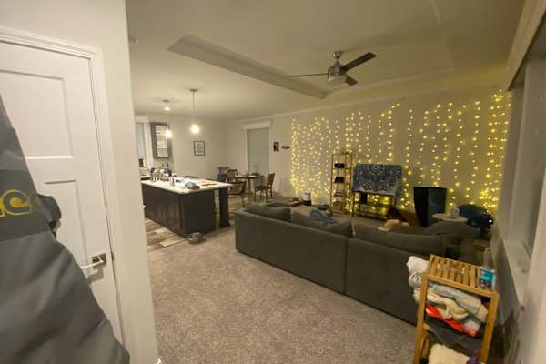 House sit in Lincoln City, OR, US
