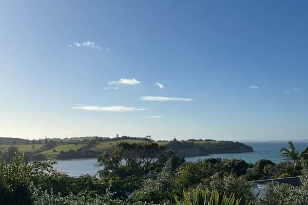 House sit in Whangaparaoa, New Zealand
