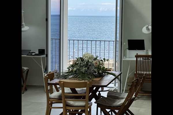 House sit in Trappeto, Italy