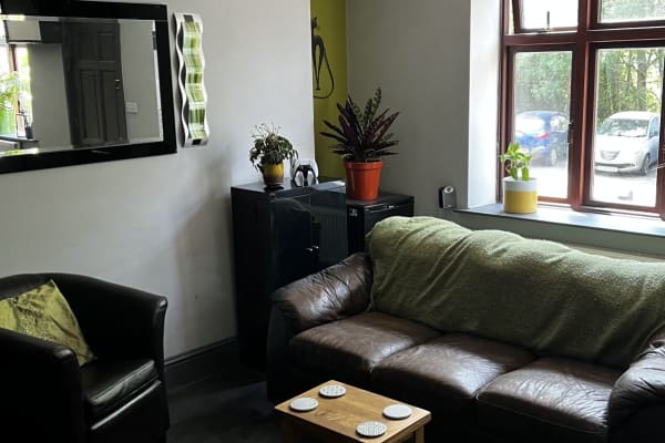 House sit in Bargoed, United Kingdom